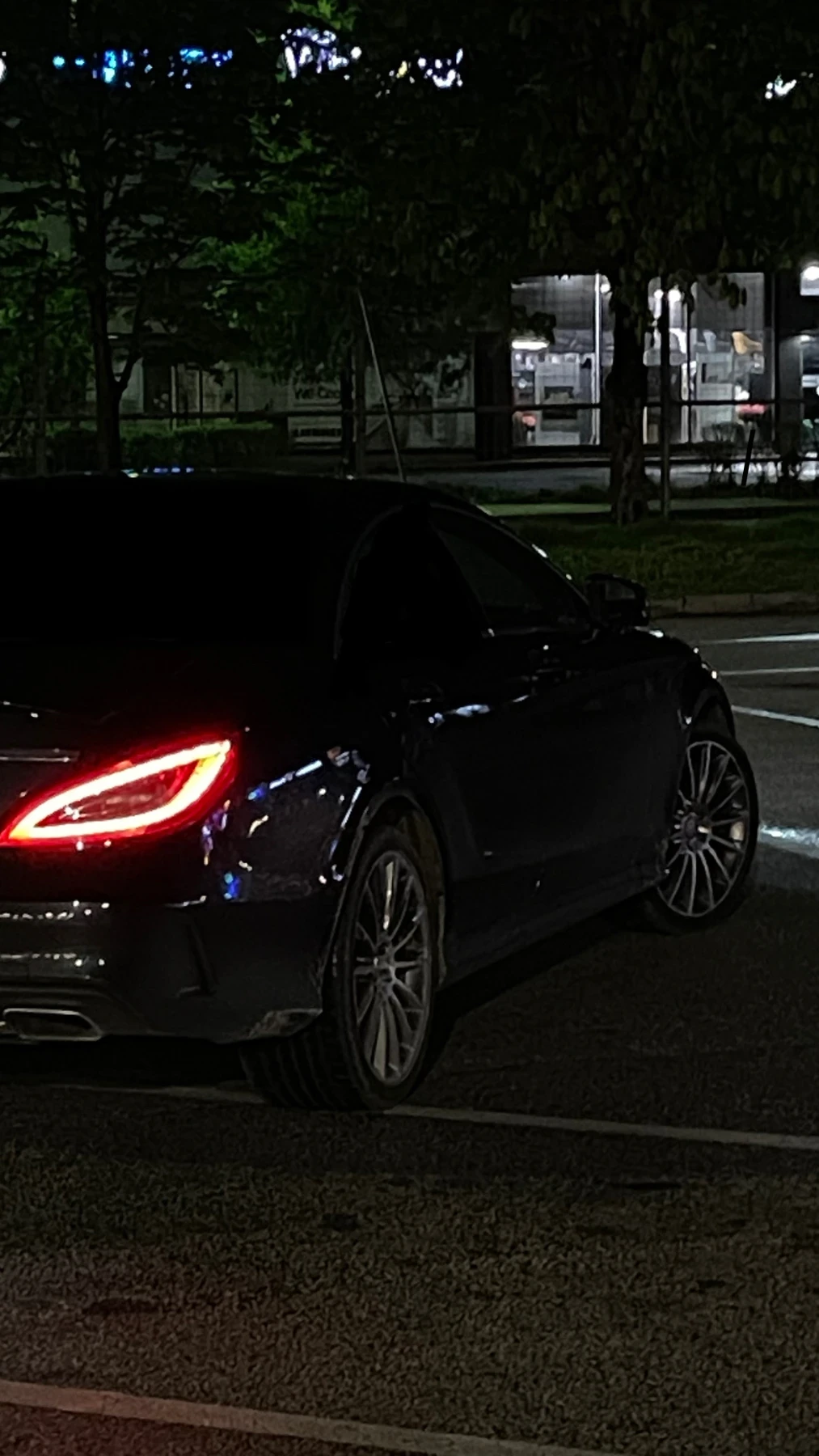 Mercedes-Benz CLS 550 Уникално екстрова и единствена по рода си! - изображение 9