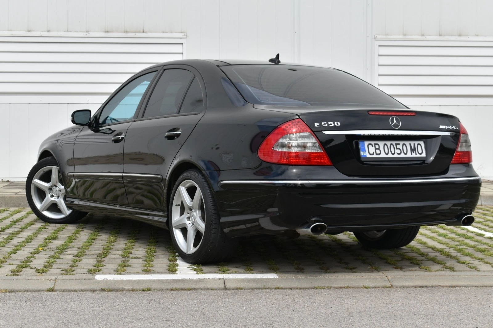 Mercedes-Benz E 500 388 - изображение 6