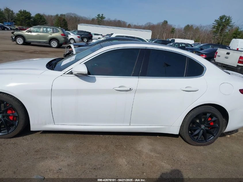 Alfa Romeo Giulia 2017 ALFA ROMEO GIULIA RWD - изображение 5