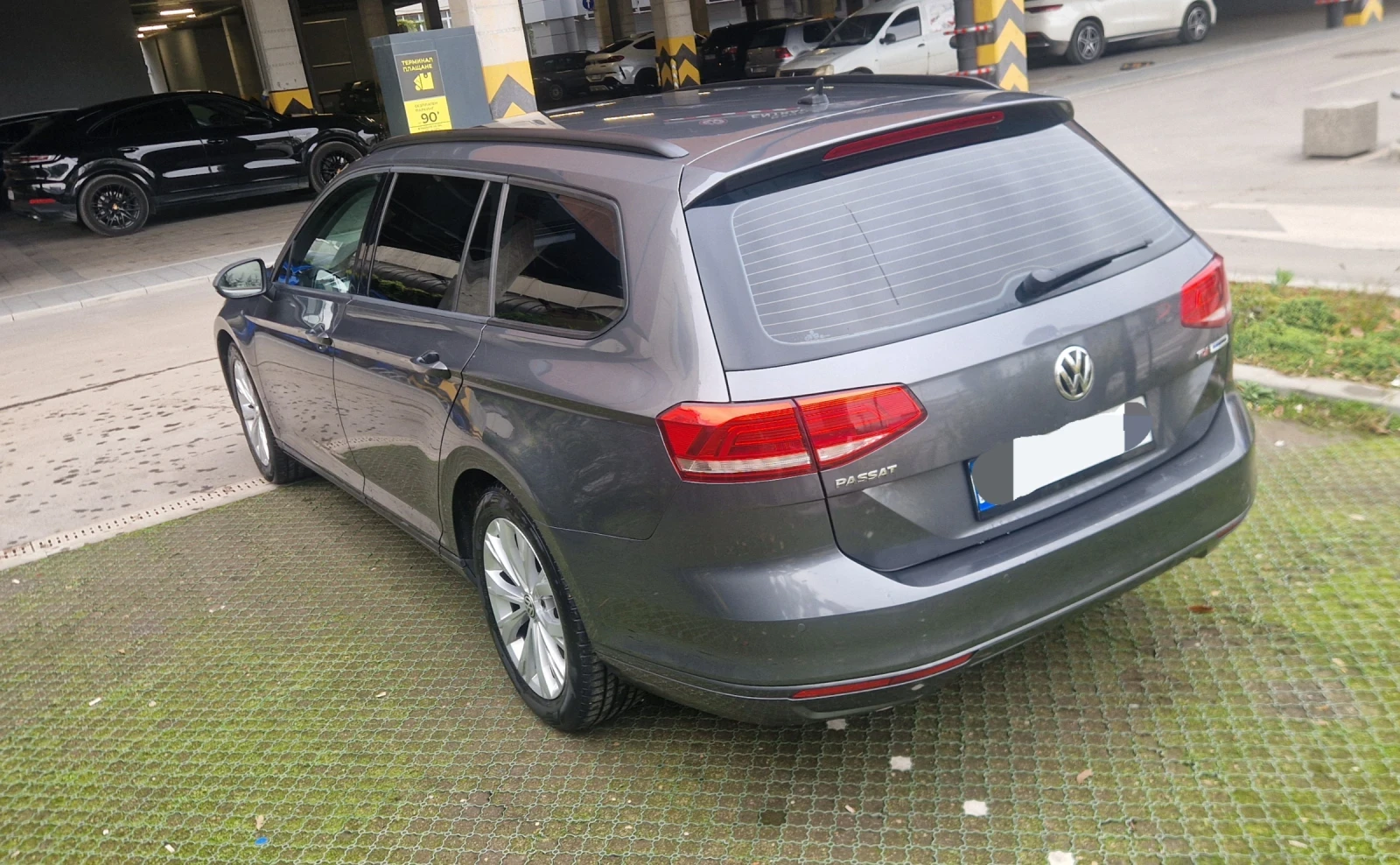 VW Passat | Mobile.bg   3