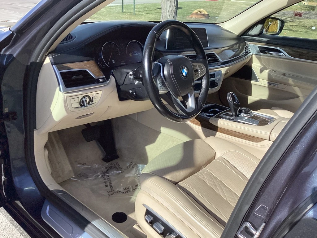 BMW 740 xDRIVE 40I* INDIVIDUAL*  | Mobile.bg   11