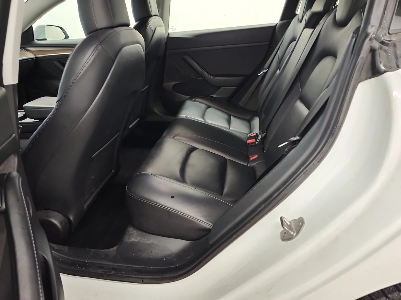 Tesla Model 3 STANDART RANGE PLUS* * CARFAX * *   * *  | Mobile.bg   10