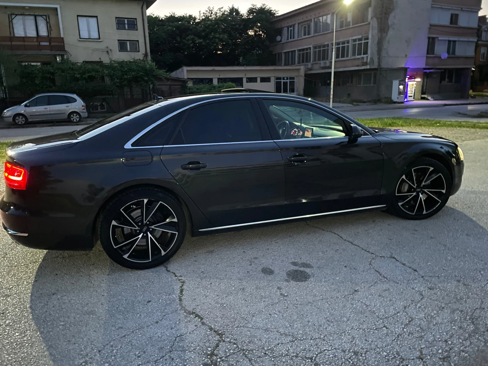 Audi A8 | Mobile.bg � ����������� 16