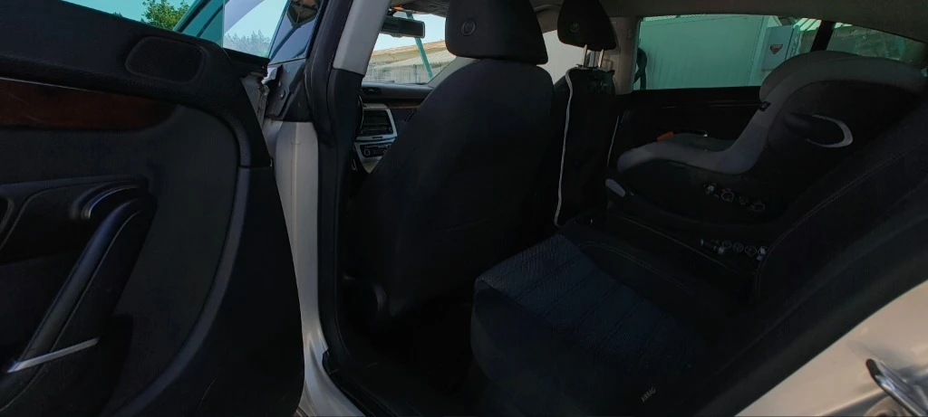 VW Passat CC - изображение 8