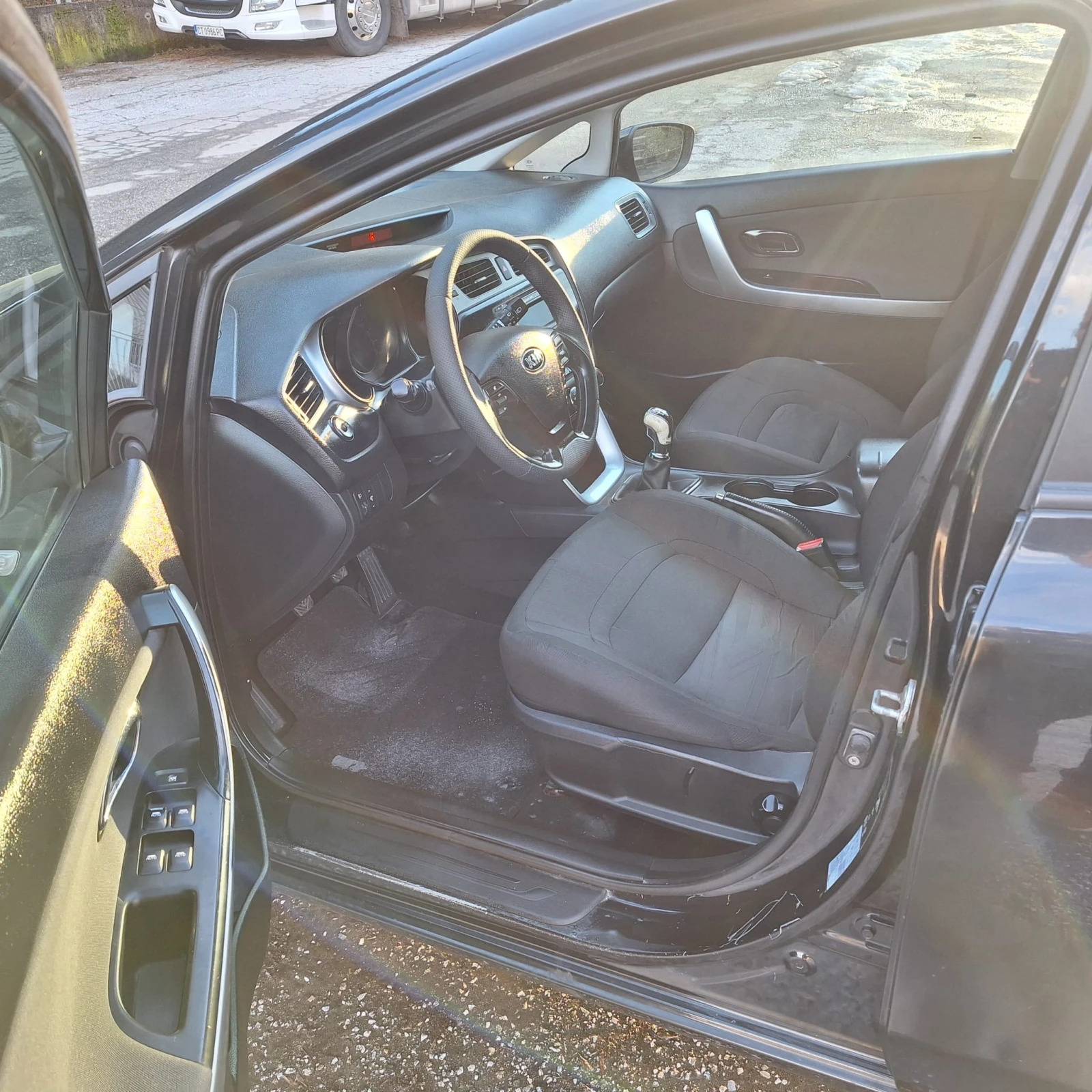 Kia Ceed 1.4CRDI  | Mobile.bg � ����������� 9