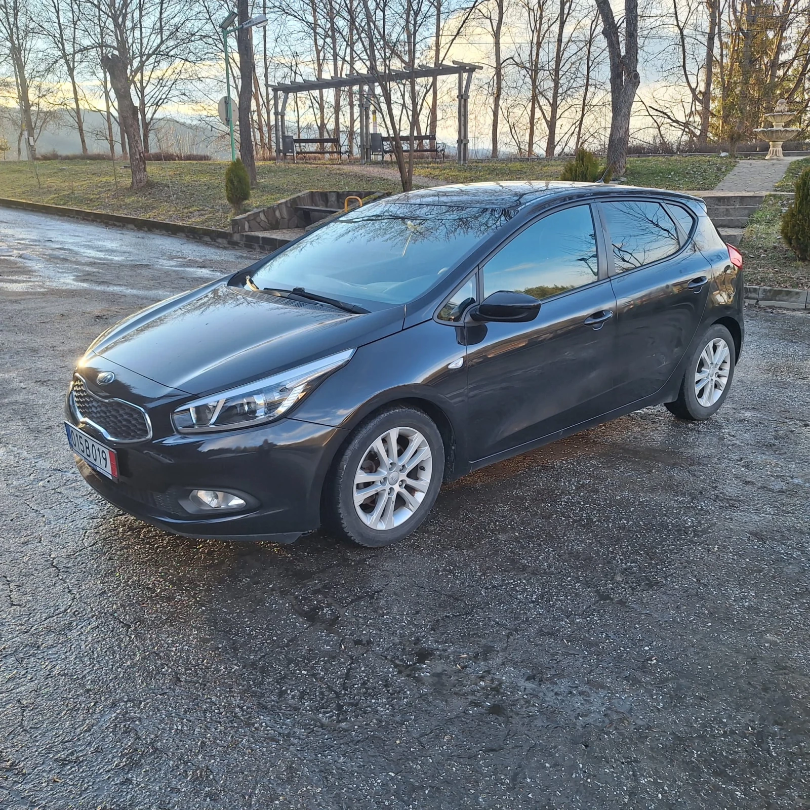 Kia Ceed 1.4CRDI  | Mobile.bg � ����������� 5