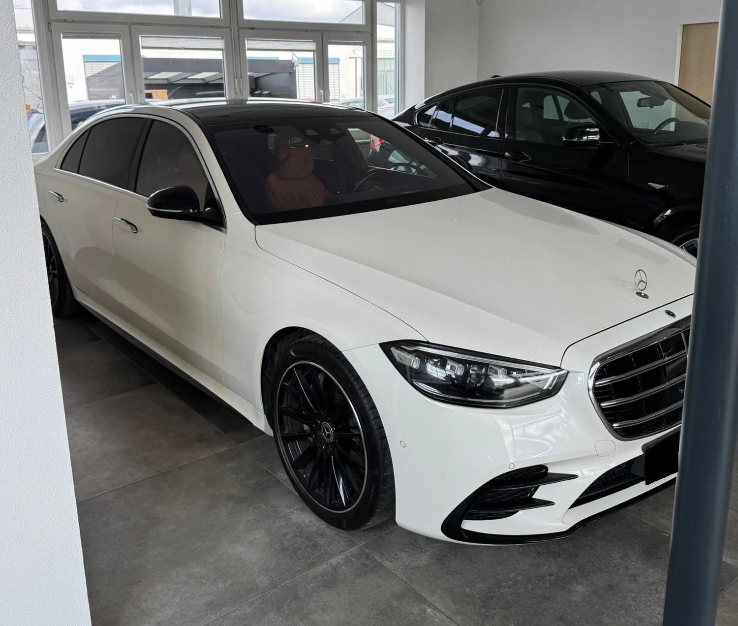 Mercedes-Benz S 400 d 4MATIC AMG-Line Long, снимка 2 - Автомобили и джипове - 53996183