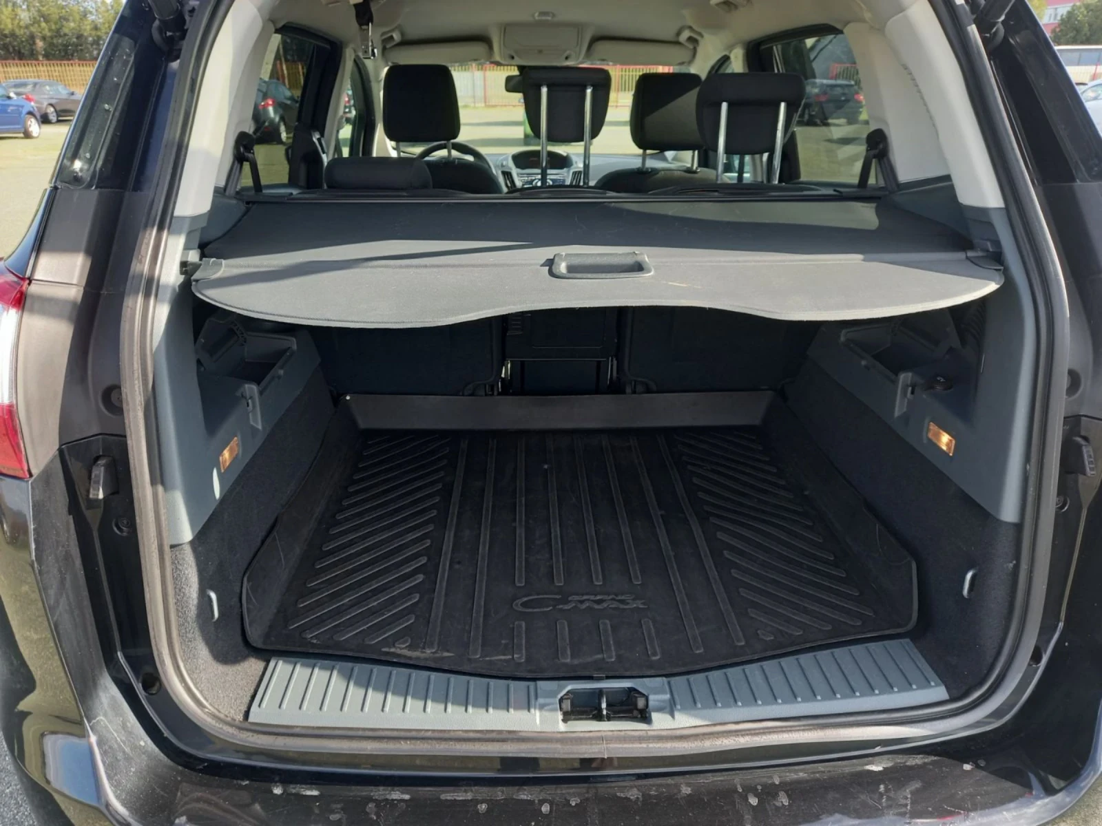 Ford Grand C-Max 1.6, снимка 9 - Автомобили и джипове - 54182548