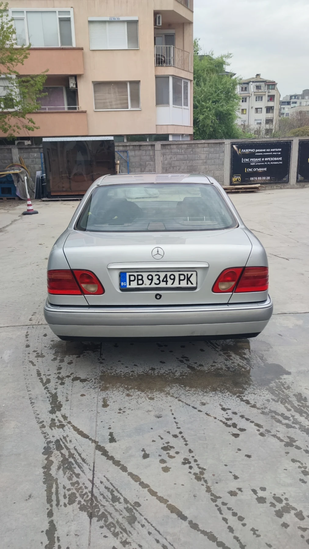 Mercedes-Benz E 250, снимка 3 - Автомобили и джипове - 54220947