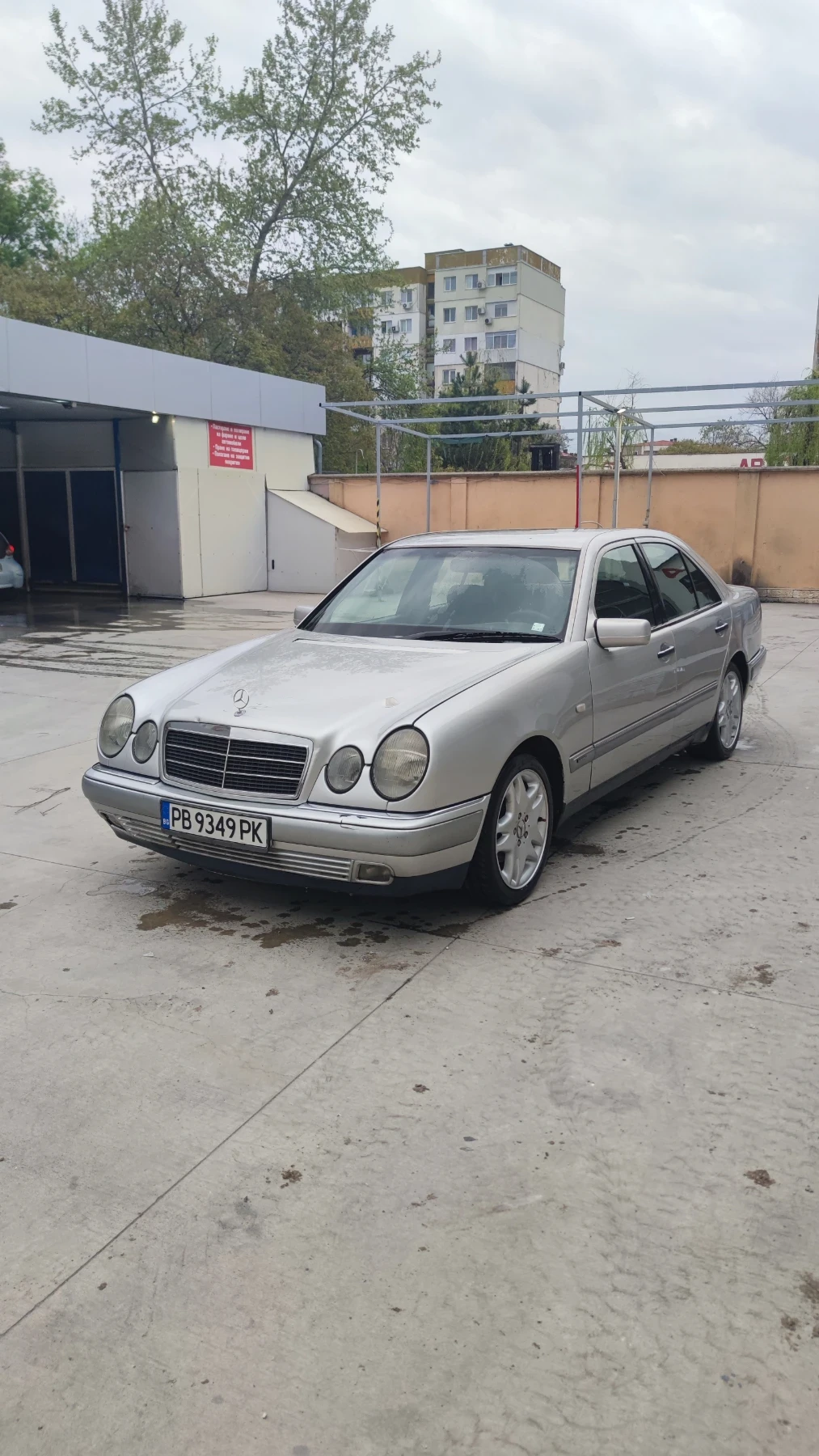 Mercedes-Benz E 250, снимка 2 - Автомобили и джипове - 54220947