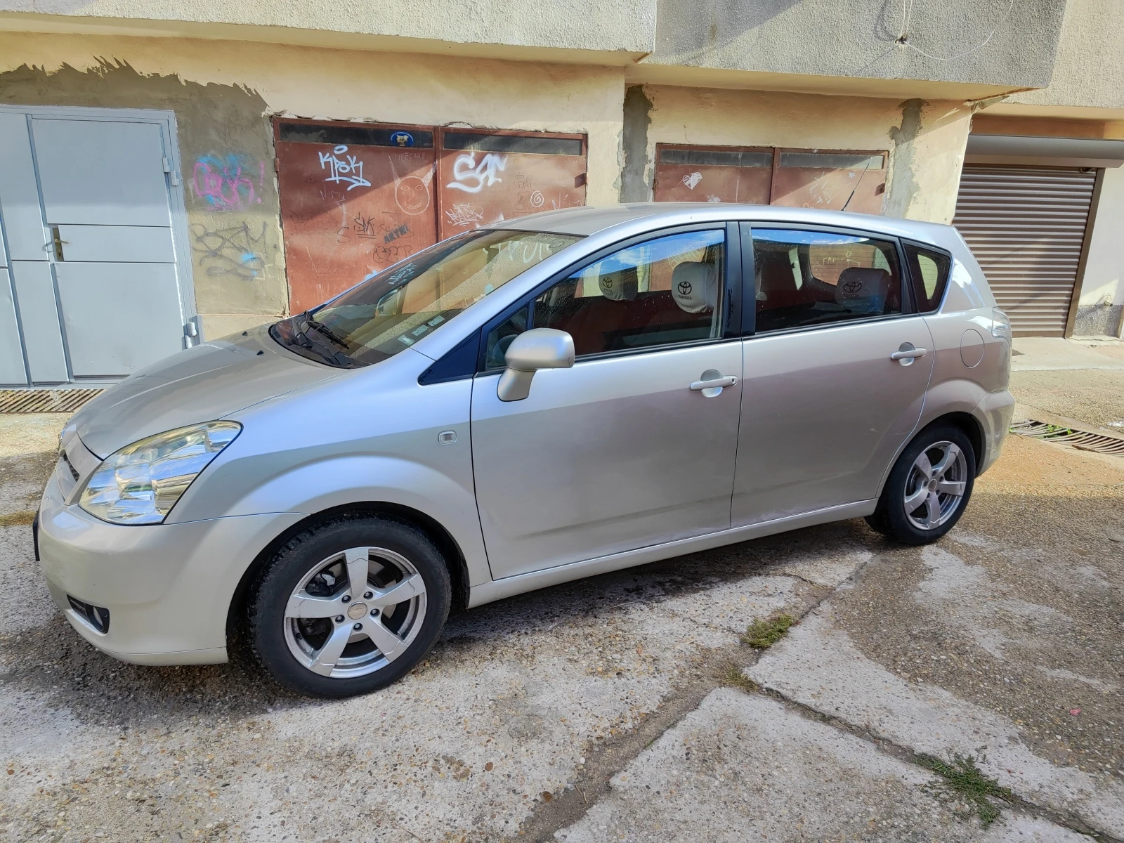 Toyota Corolla verso, снимка 4 - Автомобили и джипове - 54223035