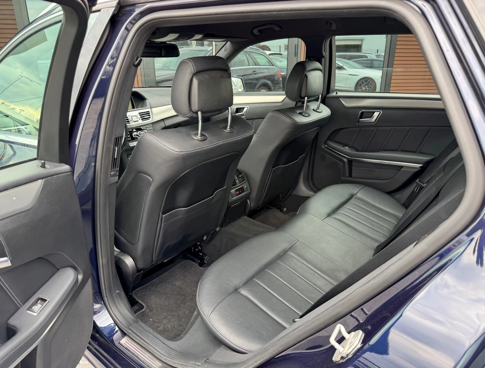 Mercedes-Benz E 350 4Matic* BlueTEC* LaneAssist* Blindspot* ������*  | Mobile.bg � ����������� 9