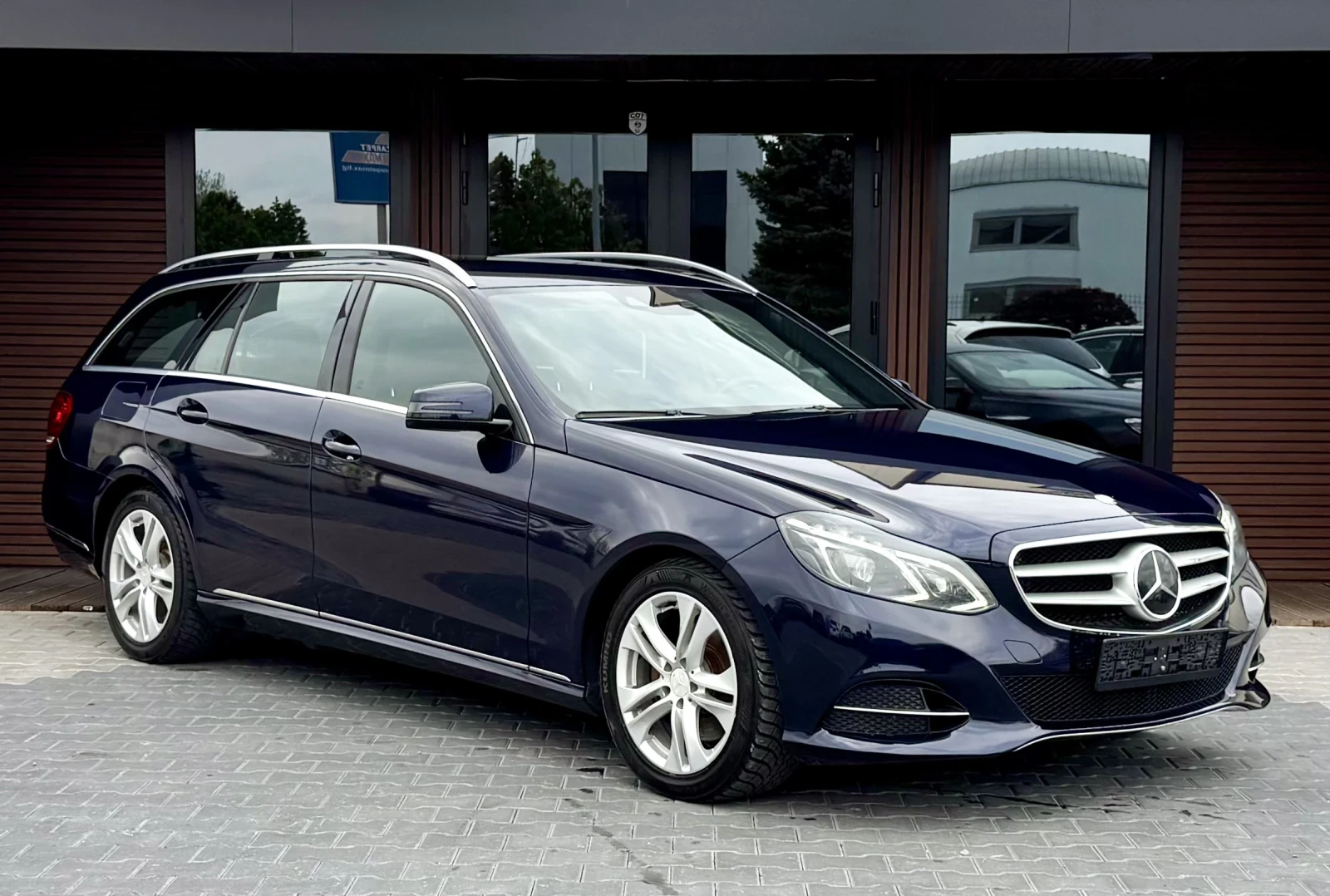 Mercedes-Benz E 350 4Matic* BlueTEC* LaneAssist* Blindspot* Лизинг* 