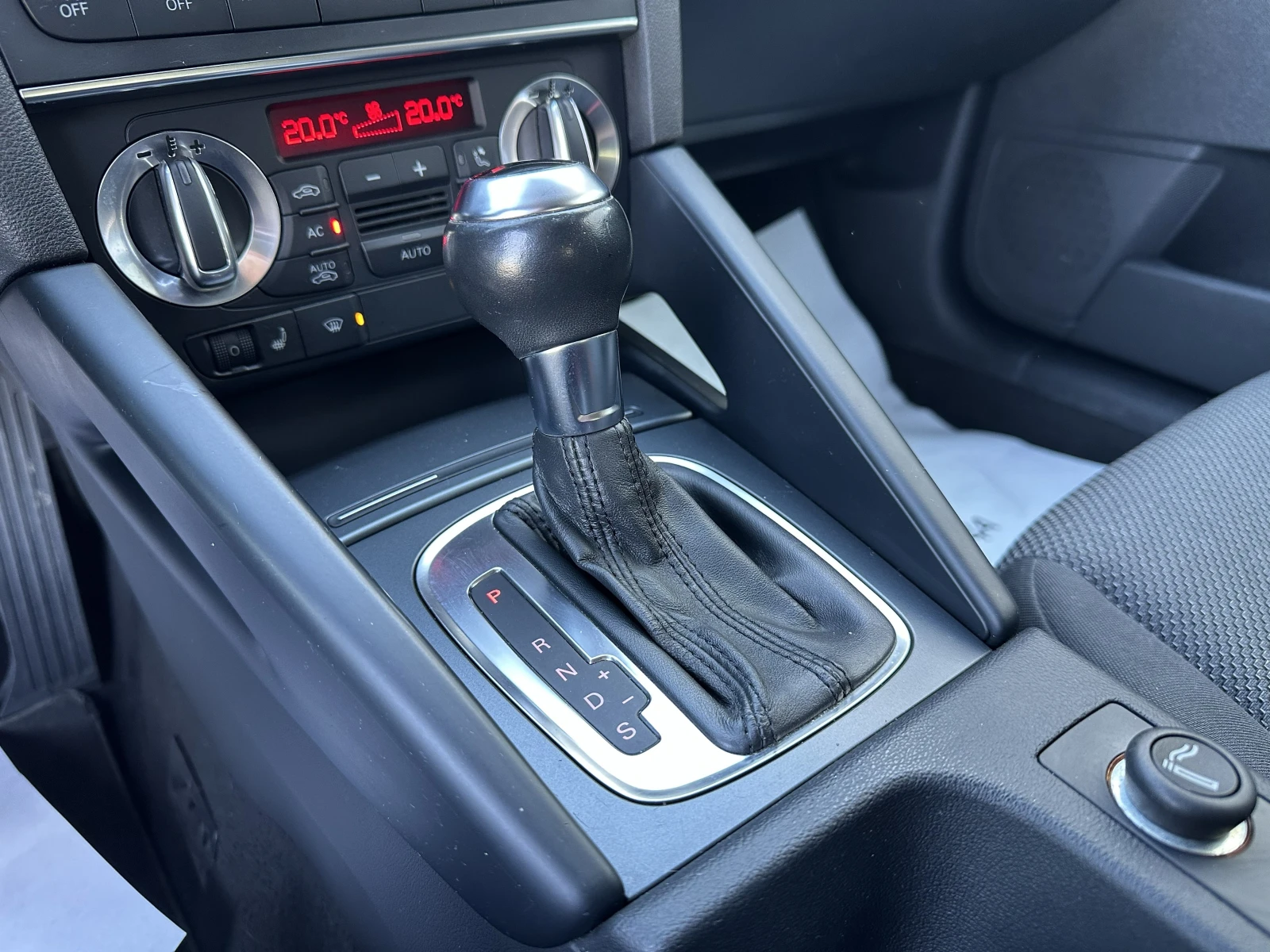 Audi A3 Автоматик, снимка 12 - Автомобили и джипове - 54353536