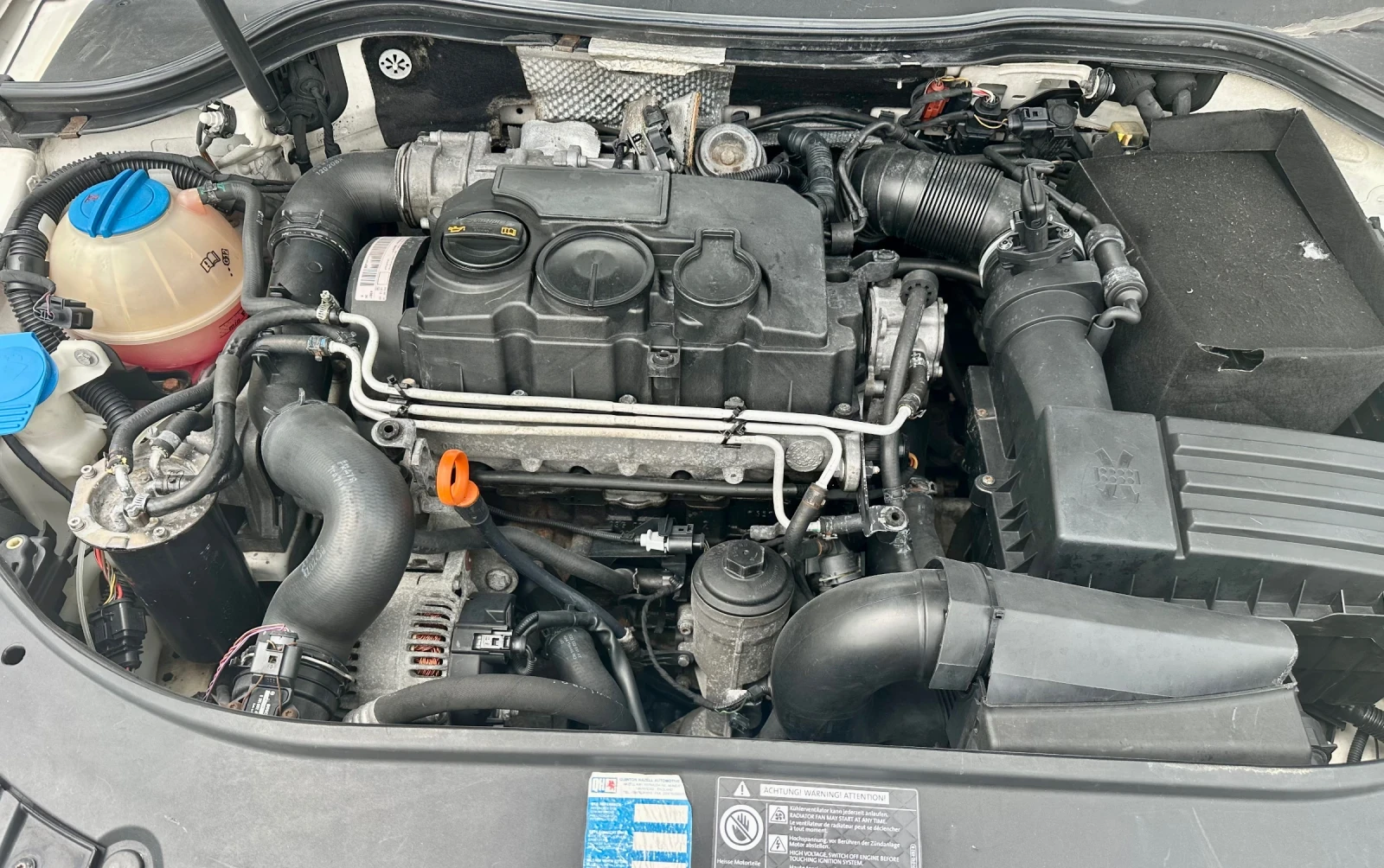 VW Passat 2.0 TDI - BMP.  Highline - TOP Състояние !, снимка 14 - Автомобили и джипове - 54592605