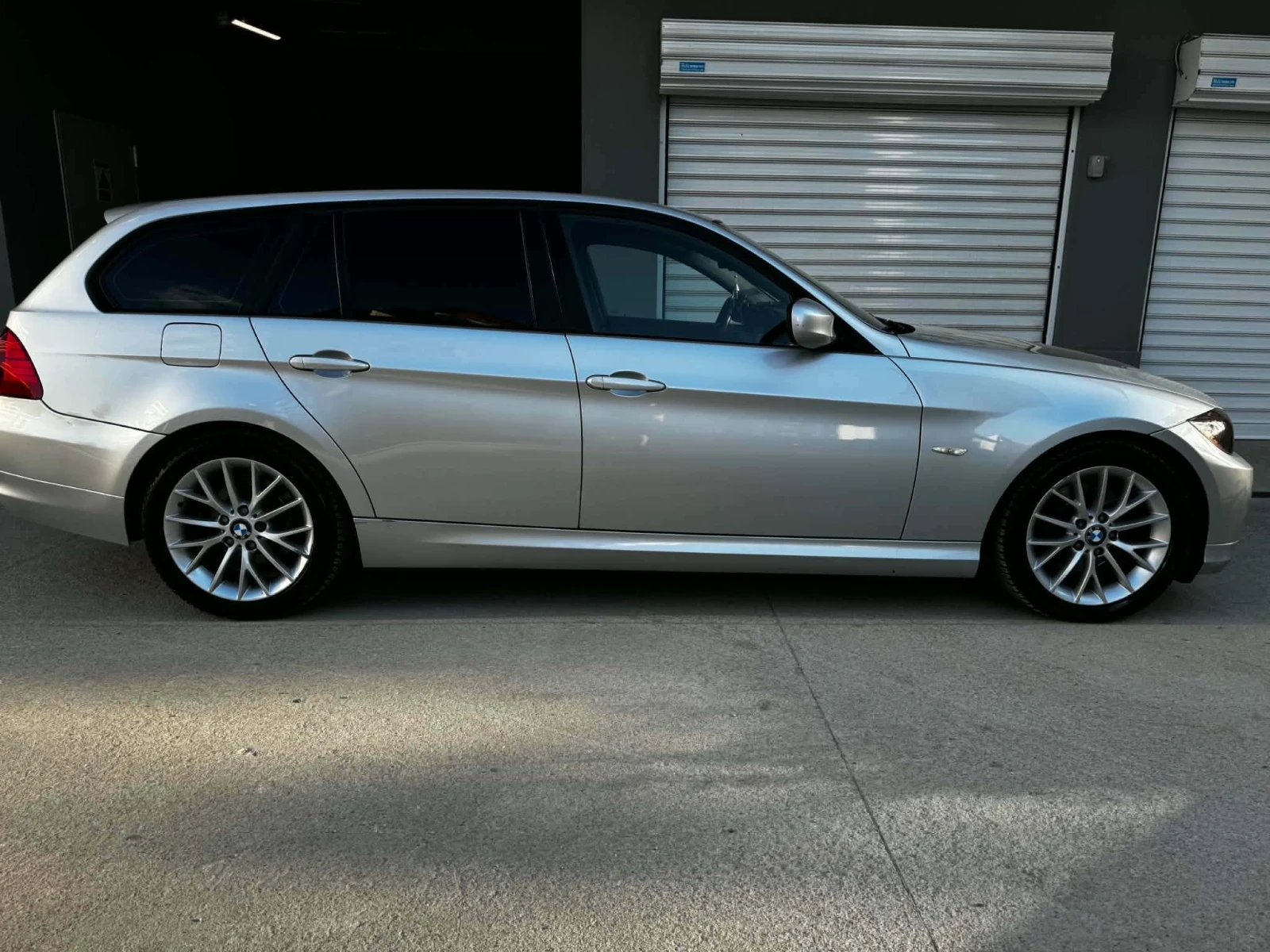 BMW 318 BMW 318D, снимка 4 - Автомобили и джипове - 54831588