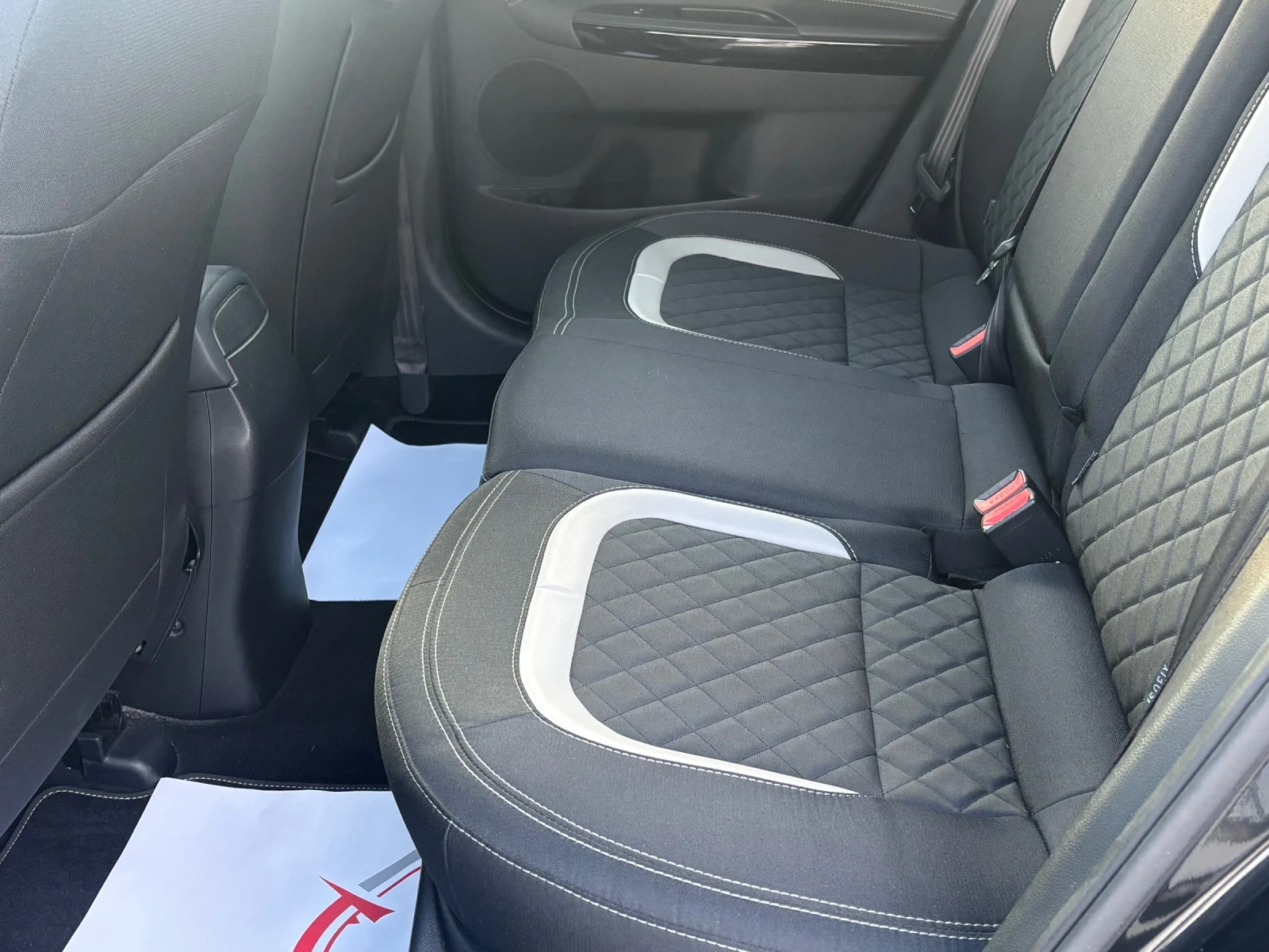 Kia Ceed Gt Line/Navi/Pano/Keyless/Cam, снимка 9 - Автомобили и джипове - 55383052