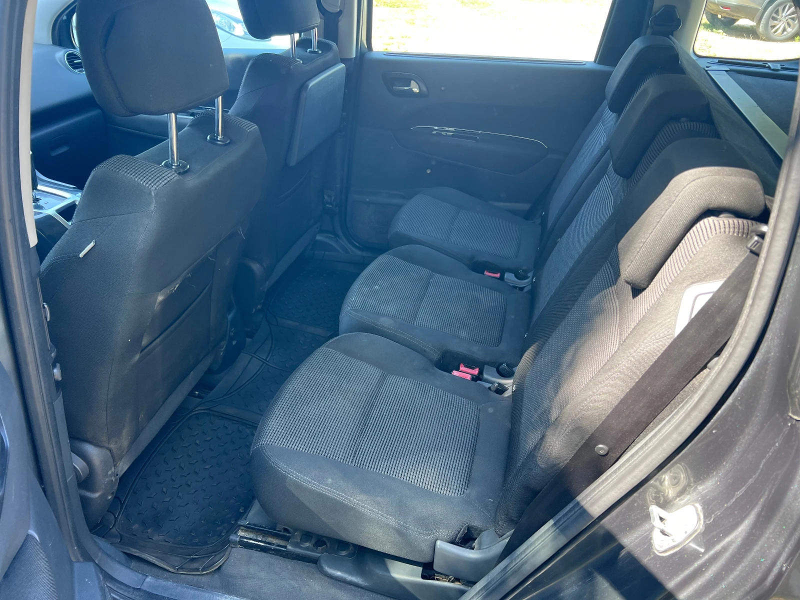 Peugeot 3008 1.6 HDI, снимка 6 - Автомобили и джипове - 55453886