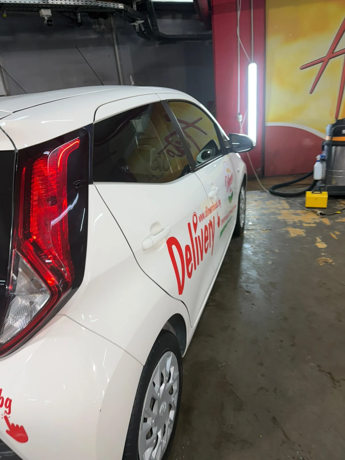 Toyota Aygo, снимка 11 - Автомобили и джипове - 55723876