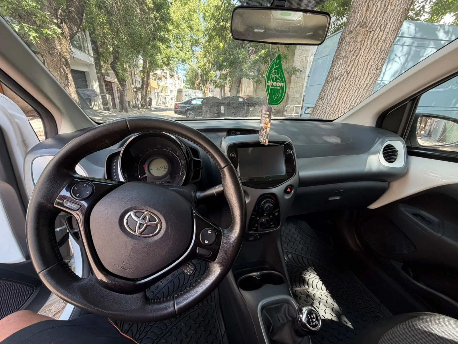 Toyota Aygo, снимка 5 - Автомобили и джипове - 55723876