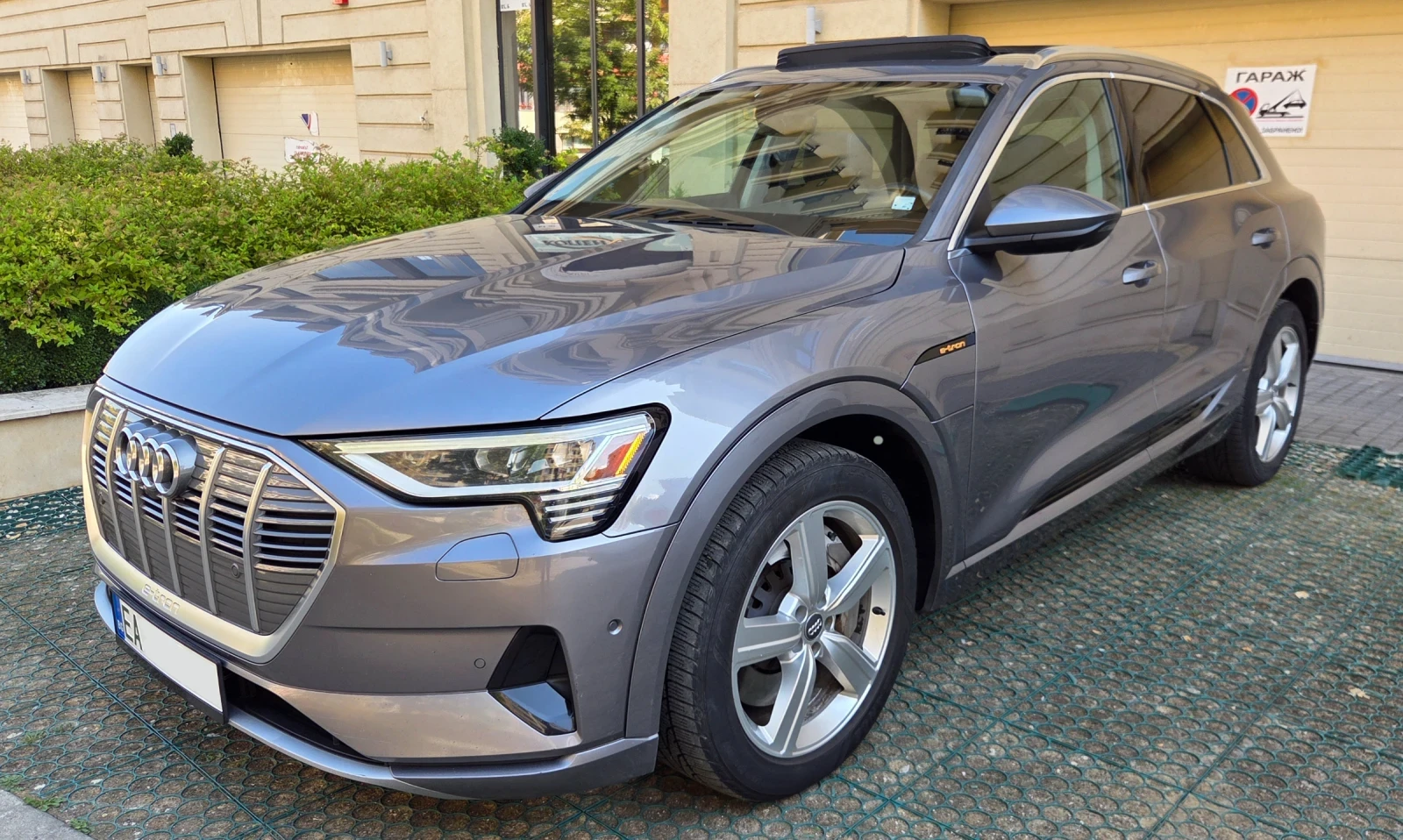 Audi E-Tron 55 Quattro