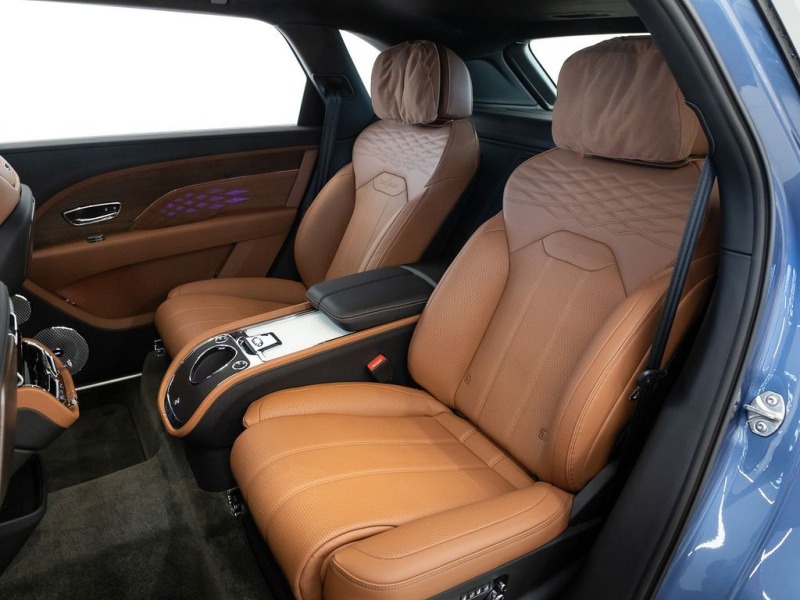 Bentley Bentayga V8/ LONG/ AZURE/ FIRST EDITION/NAIM/ PANO/4-SEATS/, снимка 14 - Автомобили и джипове - 43625312
