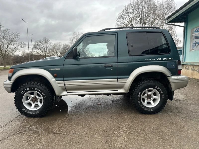 Mitsubishi Pajero, снимка 2 - Автомобили и джипове - 48452851