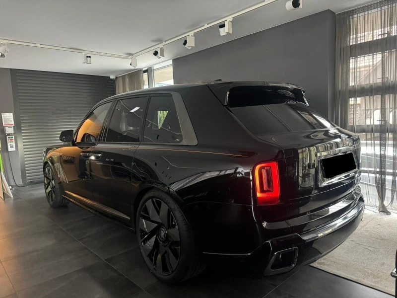 Rolls-Royce Cullinan SERIES II/FACELIFT/SHOOTING STAR/BESPOKE/, снимка 5 - Автомобили и джипове - 51603690