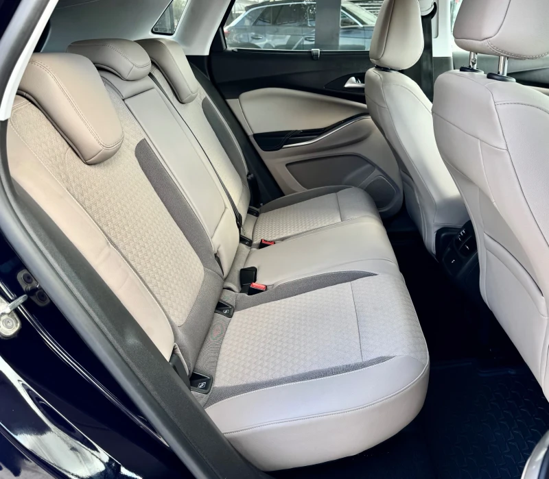 Opel Grandland X Сервизна книжка , снимка 11 - Автомобили и джипове - 52038665