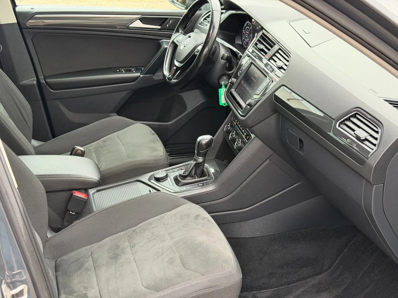 VW Tiguan 2.0 TDI 4Motion Highline Virtual DSG, снимка 9 - Автомобили и джипове - 53056847