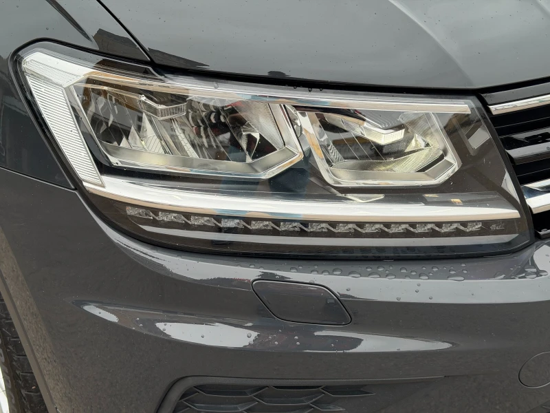 VW Tiguan 2.0 TDI 4Motion Highline Virtual DSG, снимка 15 - Автомобили и джипове - 53056847