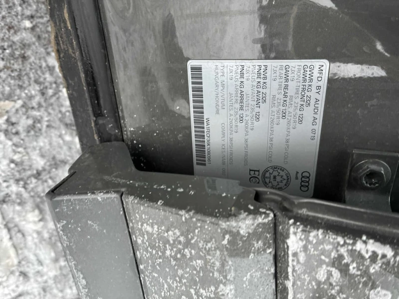 Audi Q3 * Technik * CARFAX * 360 * ПОДГРЕВИ * PANO, снимка 12 - Автомобили и джипове - 53434018