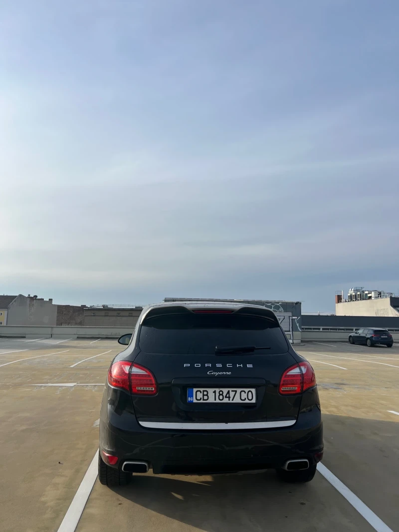 Porsche Cayenne Platinum Edition 3.0 245 2014, снимка 4 - Автомобили и джипове - 53472021