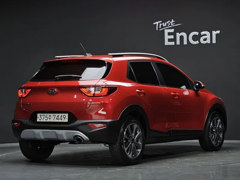 Kia Stonic DIESEL 1.6 PRESTIGE, снимка 3 - Автомобили и джипове - 55323321