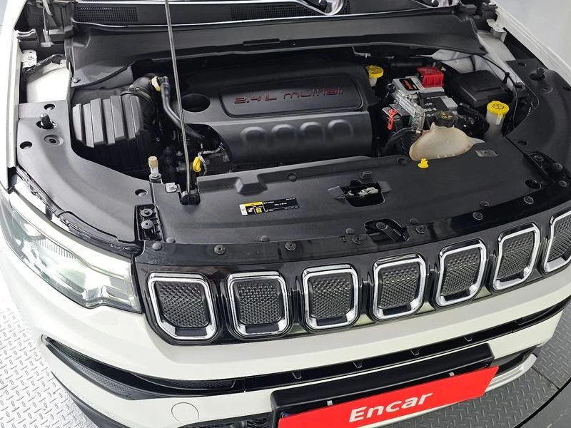 Jeep Compass * 2.4 LIMITED* БЕЗИНЦИДЕНТИ* ЦЕНАДОБГ!, снимка 6 - Автомобили и джипове - 55925392
