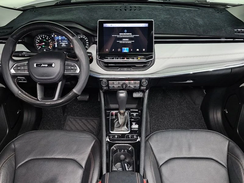 Jeep Compass * 2.4 LIMITED* БЕЗИНЦИДЕНТИ* ЦЕНАДОБГ!, снимка 7 - Автомобили и джипове - 55925392