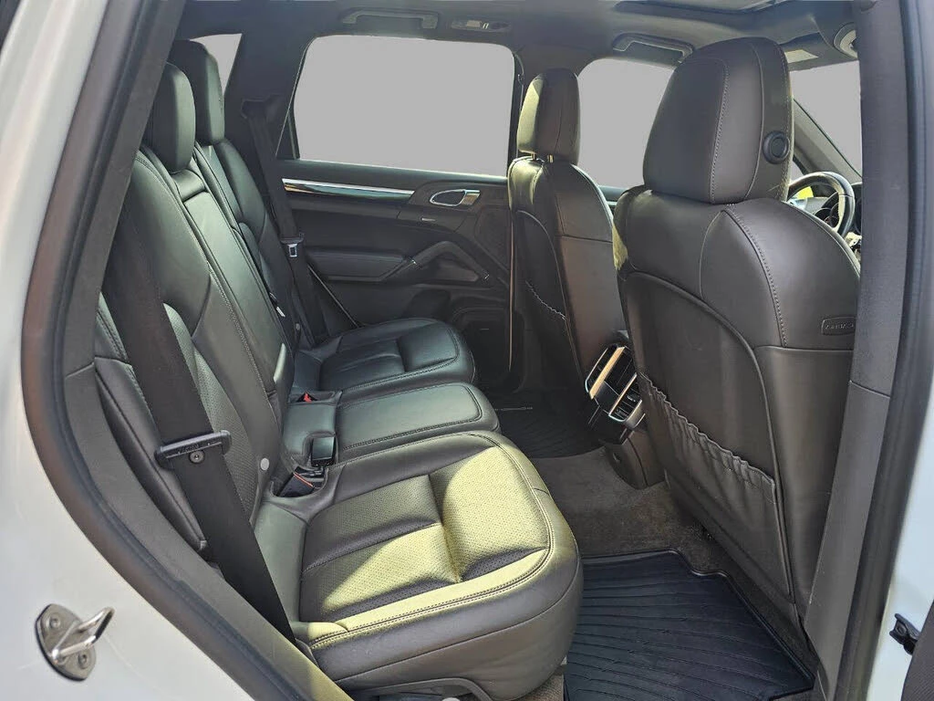 Porsche Cayenne Platinum * HeadUp * АвтоКредит * (ЦЕНА ДО БГ) - изображение 10