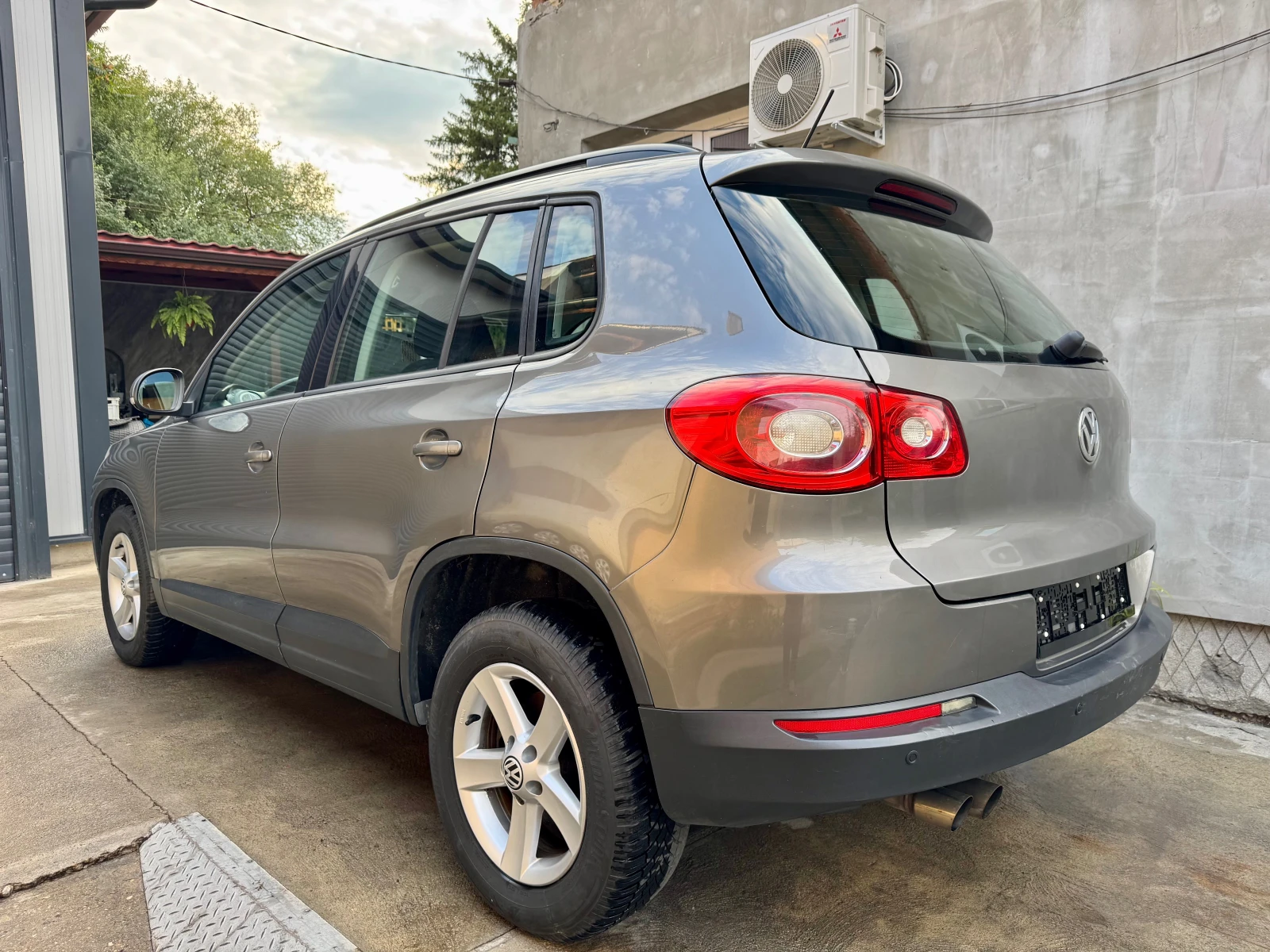 VW Tiguan 2.0TDi-4Motion - изображение 4