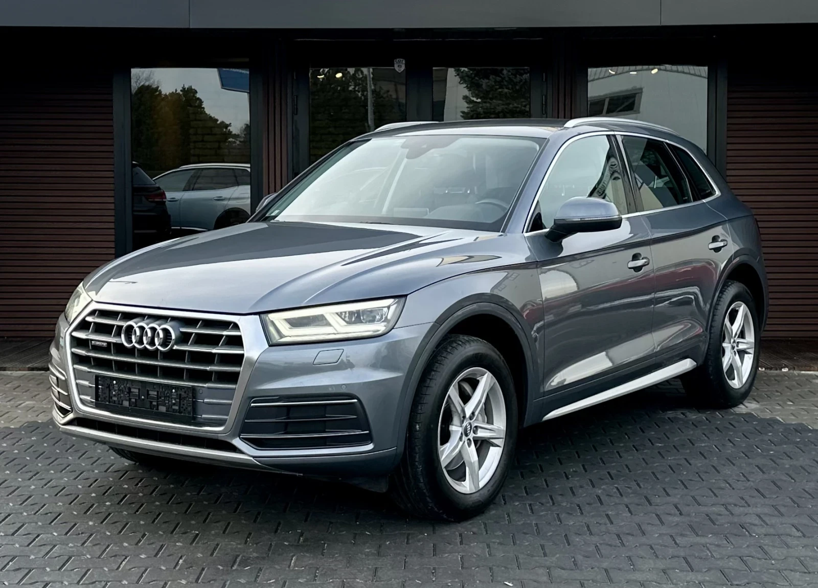 Audi Q5 2.0TDI Quattro S-Line Digital - изображение 3