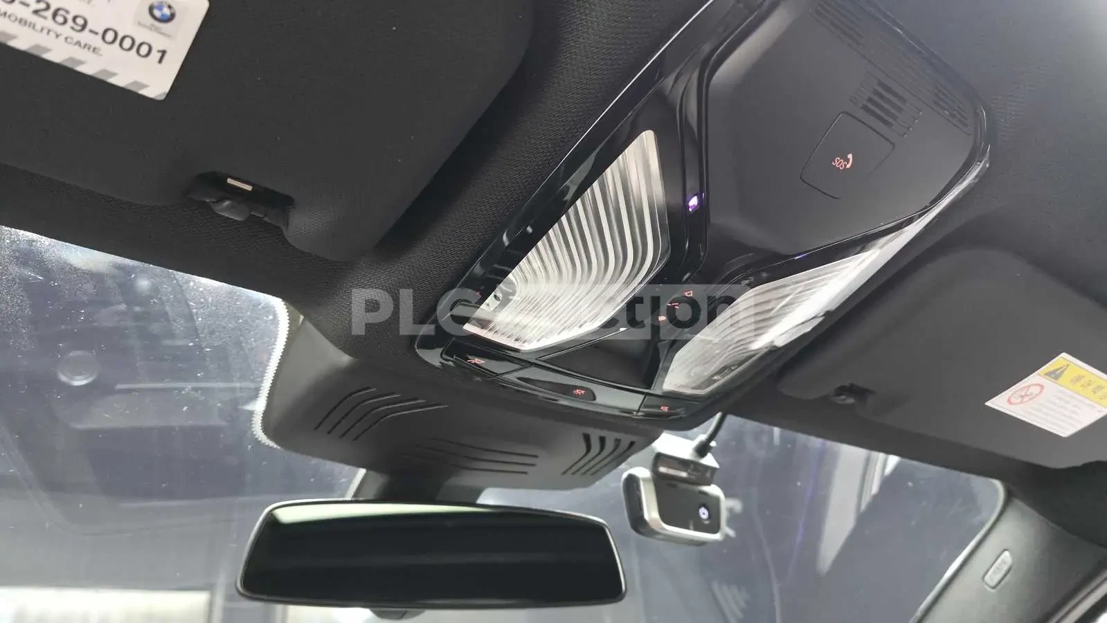 BMW X4 * DISTRONIC * HEAD-UP DISPLAY * ПАНОРАМА, снимка 17 - Автомобили и джипове - 54259792