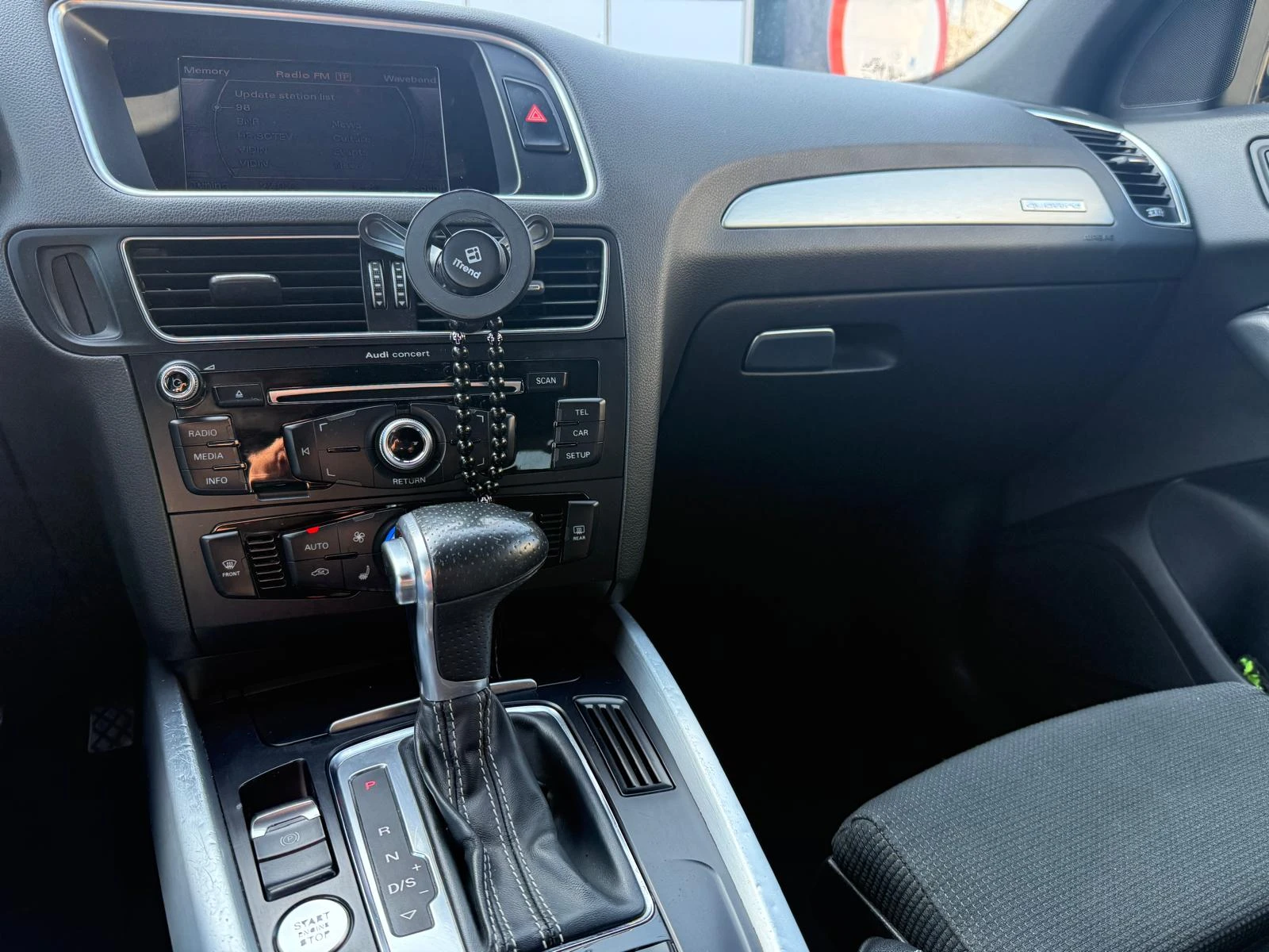 Audi Q5 2.0 TFSI Quattro Tiptronic, S-line, снимка 13 - Автомобили и джипове - 54310416