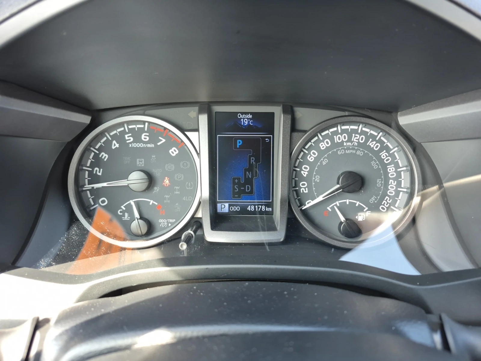 Toyota Tacoma  4WD SR Double Cab, снимка 11 - Автомобили и джипове - 54472732