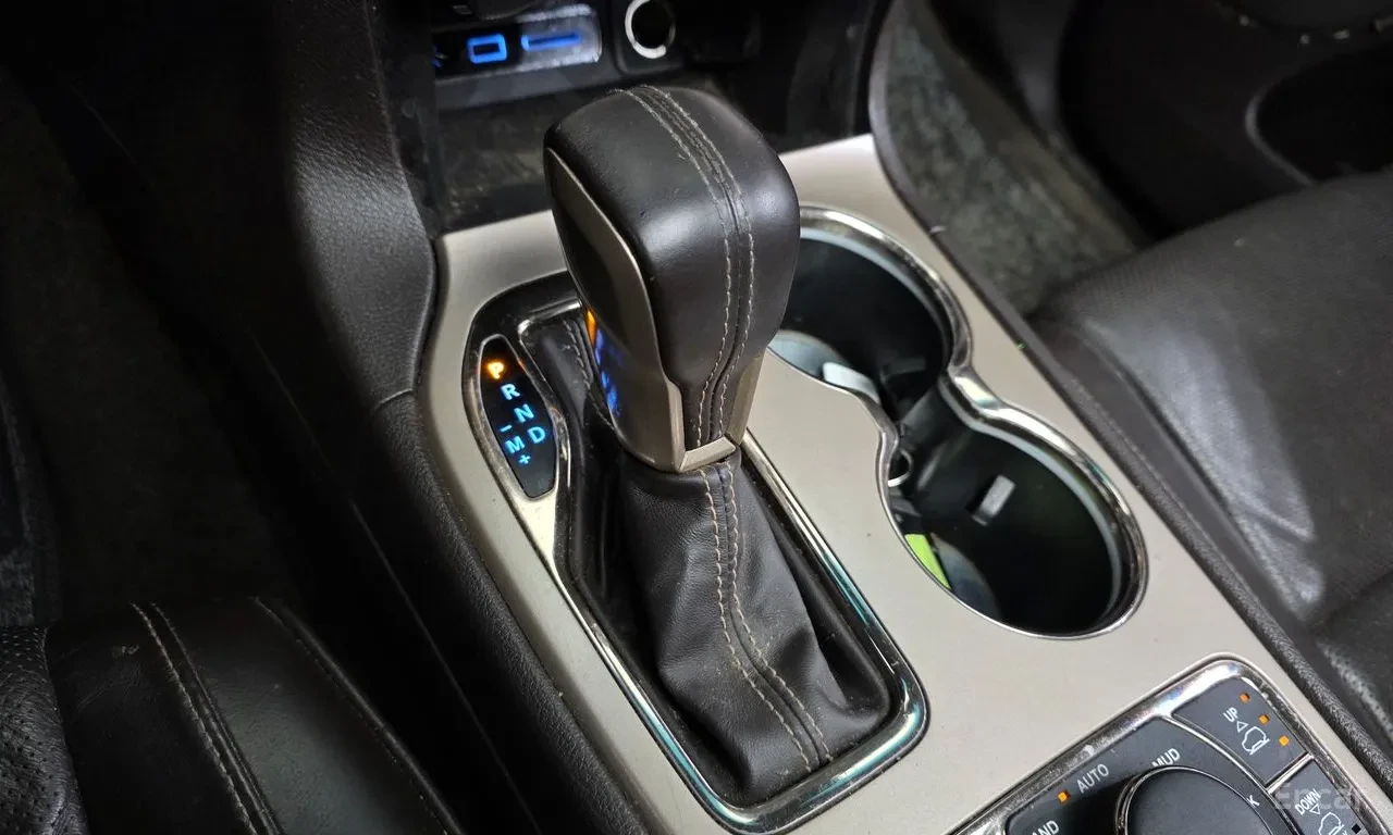 Jeep Grand cherokee Overland | 3.0 V6 Diesel | 250 HP | 4x4 | PANORAMA | Mobile.bg � ����������� 9