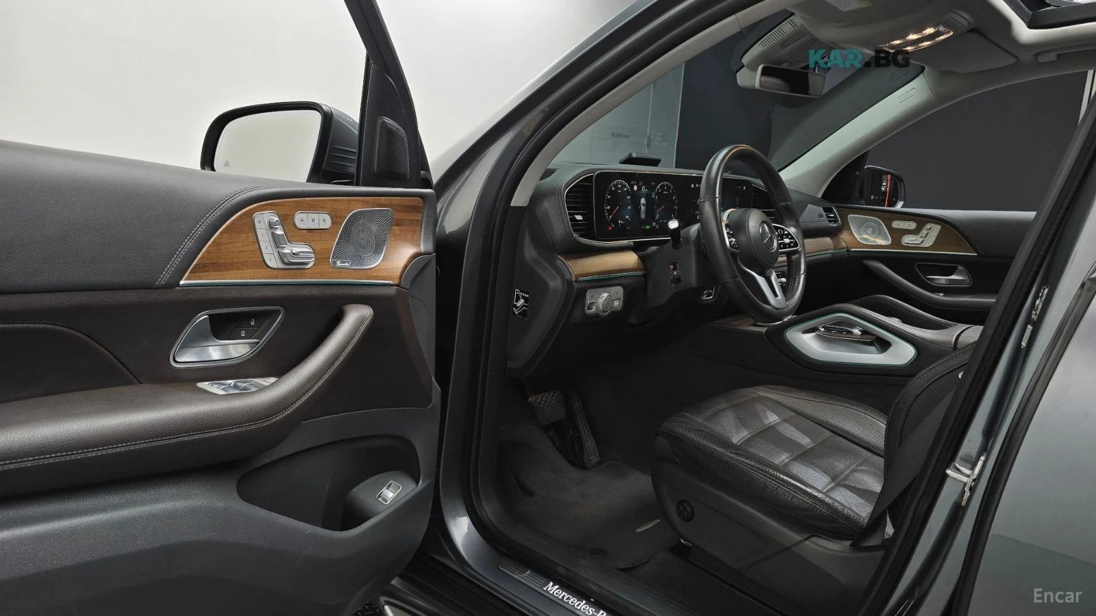 Mercedes-Benz GLE 450 4MATIC* КОЖА* ОБДУХВ* 360* HUD* НАВИ* , снимка 8 - Автомобили и джипове - 55248533