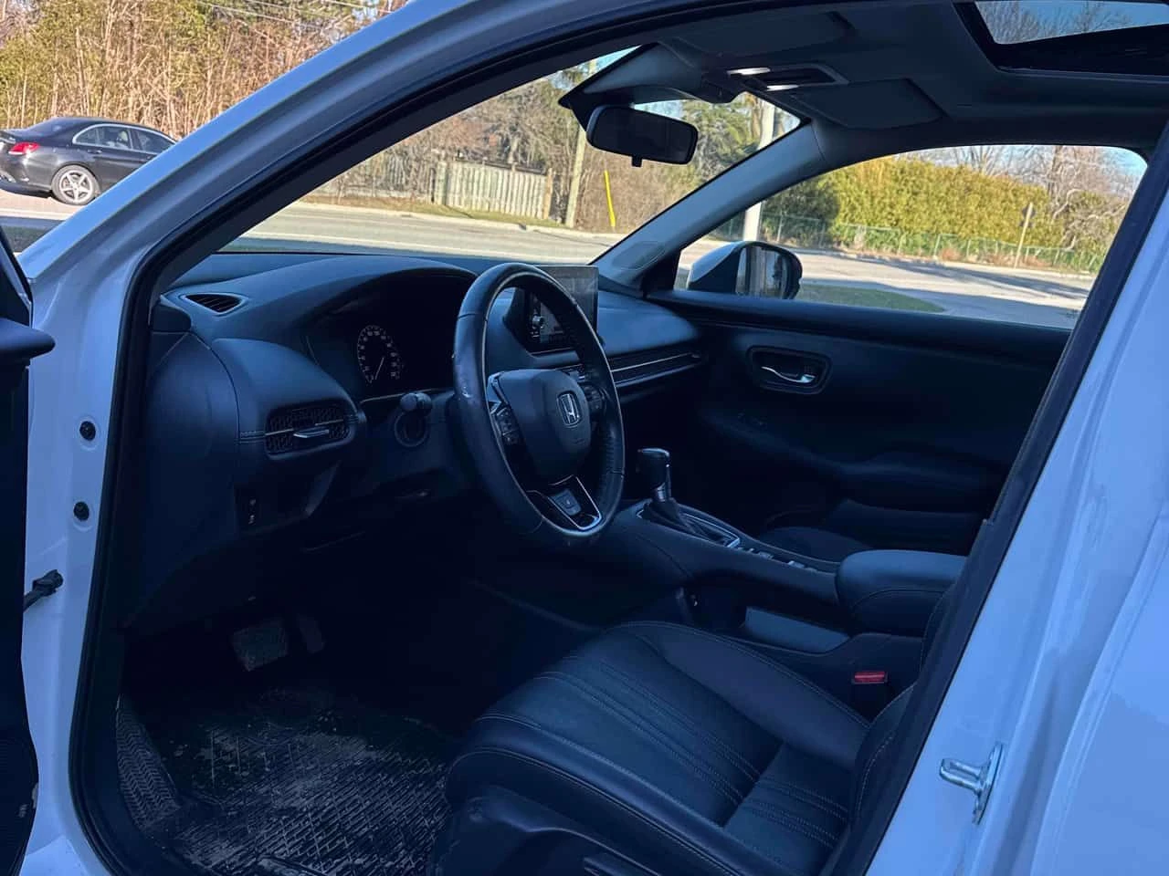 Honda Hr-v * EX L Navi * CARFAX * ЦЕНА ДО БГ, снимка 10 - Автомобили и джипове - 55274239