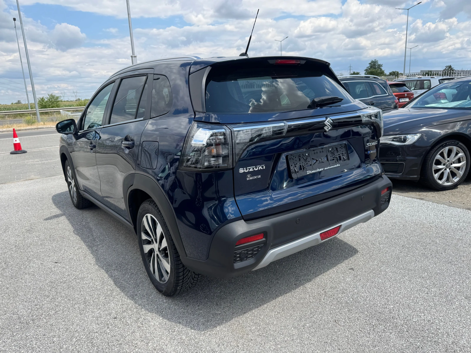 Suzuki SX4 S-Cross 1.5 i Automat, снимка 5 - Автомобили и джипове - 55414448