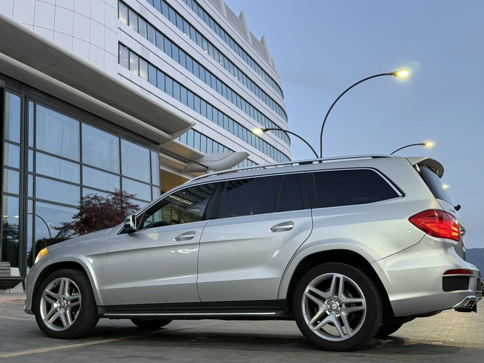 Mercedes-Benz GL 500 FULL AMG Pack, снимка 5 - Автомобили и джипове - 55598806