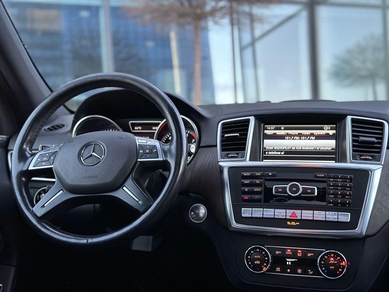 Mercedes-Benz GL 500 FULL AMG Pack, снимка 10 - Автомобили и джипове - 55598806