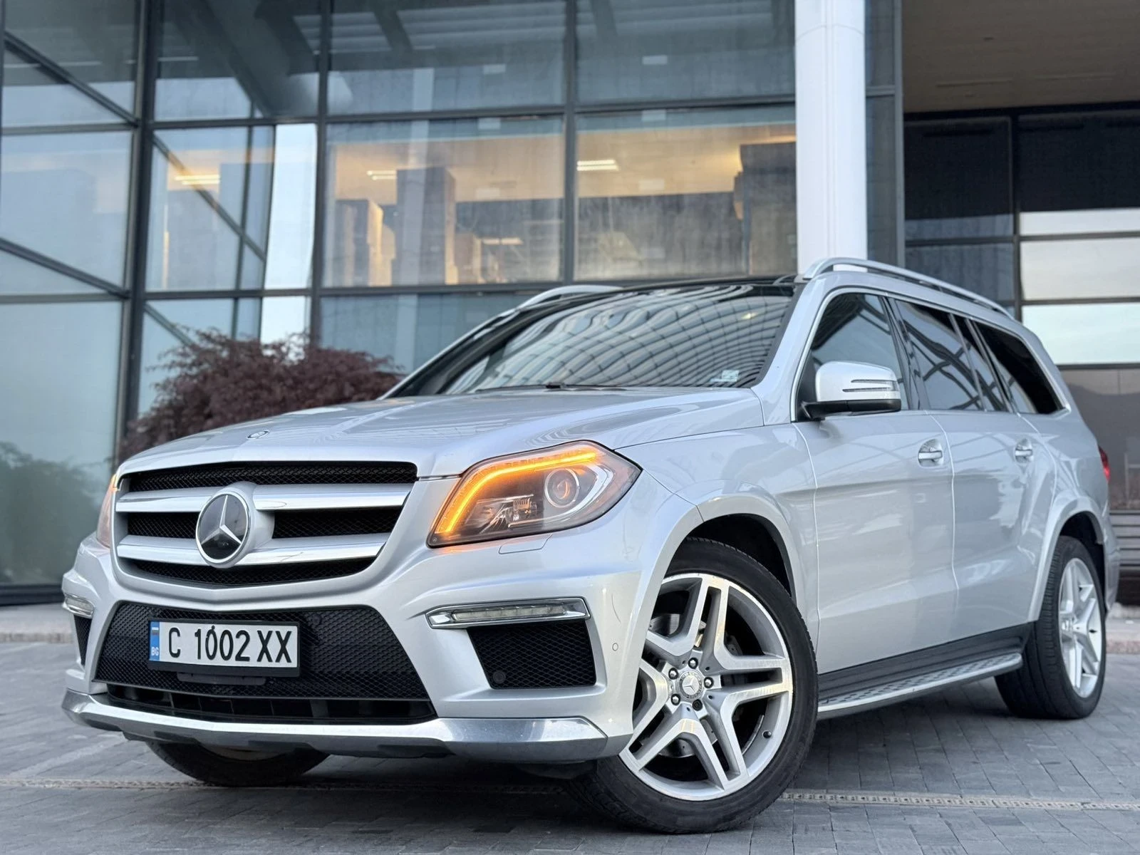 Mercedes-Benz GL 500 FULL AMG Pack, снимка 3 - Автомобили и джипове - 55598806