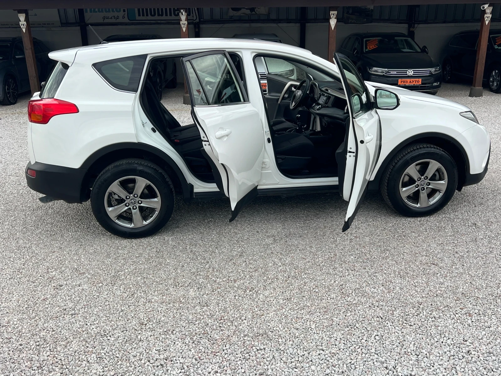 Toyota Rav4 2.0D4D* 6sk* 125ks* 100%km* LIZING, снимка 12 - Автомобили и джипове - 56172553
